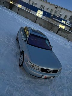 Седан Audi A8 1997 года, 500000 рублей, Сургут