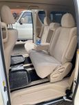    Toyota Vellfire 2014 , 1920000 , -