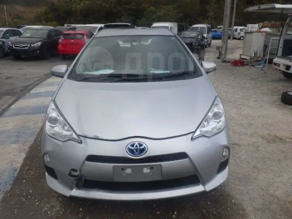  Toyota Aqua 2014 , 455000 , 