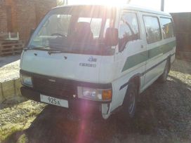    Nissan Homy 1993 , 120000 , 