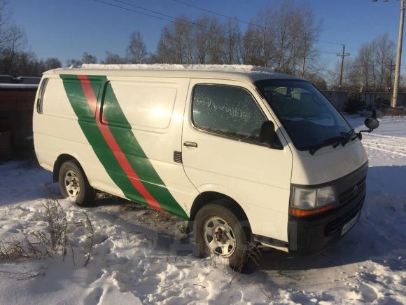    Toyota Hiace 2001 , 530000 , 