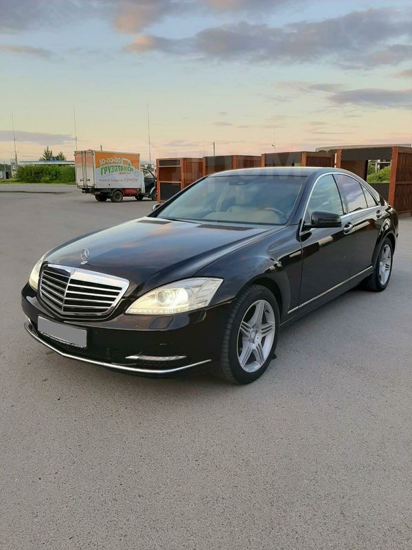  Mercedes-Benz S-Class 2009 , 800000 , 