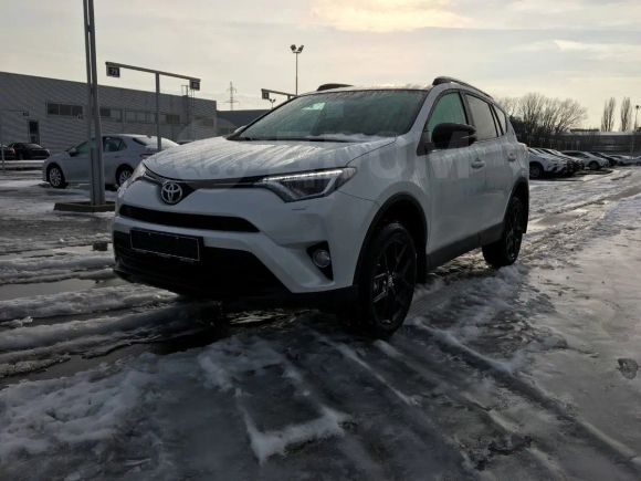 SUV   Toyota RAV4 2018 , 1981500 , --