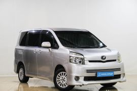 Минивэн или однообъемник Toyota Voxy 2010 года, 1399000 рублей, Новокузнецк