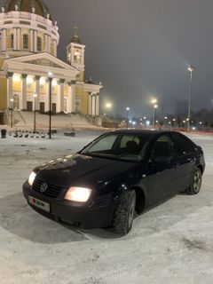 Седан Volkswagen Bora 2003 года, 349000 рублей, Челябинск
