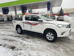 Пикап Toyota Hilux 2019 года, 4500000 рублей, Иркутск