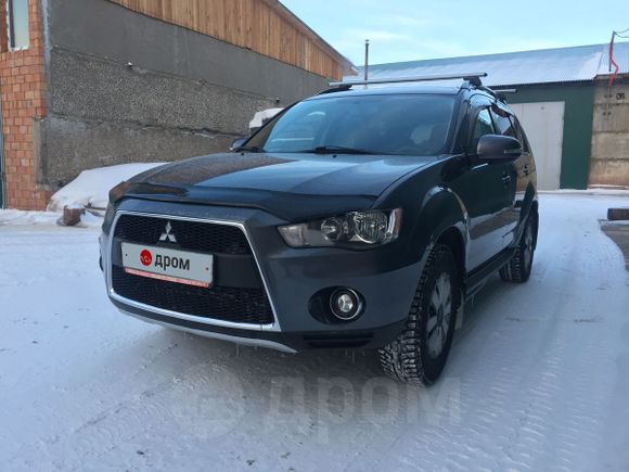 SUV   Mitsubishi Outlander 2011 , 865000 , 