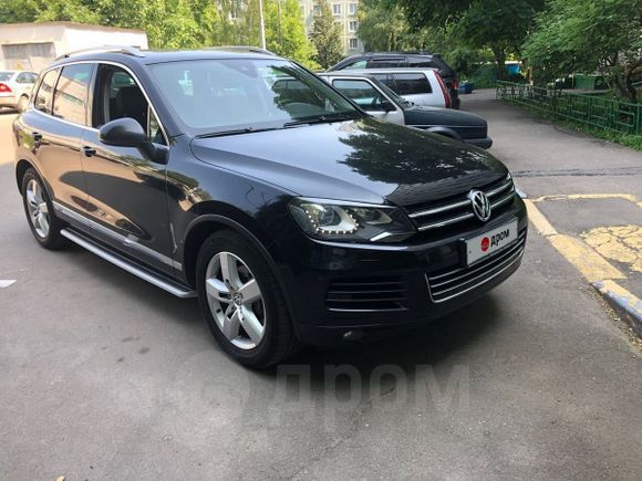 SUV   Volkswagen Touareg 2013 , 2100000 , 