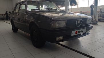  Alfa Romeo Giulietta 1985 , 200000 , 