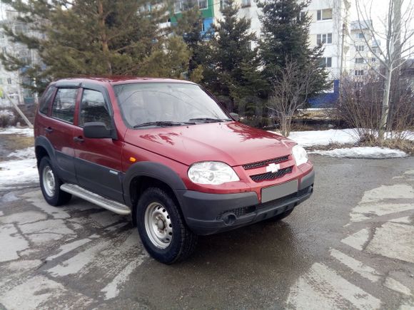 SUV   Chevrolet Niva 2010 , 300000 , 