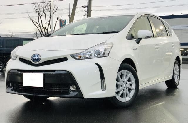    Toyota Prius Alpha 2019 , 713000 , 