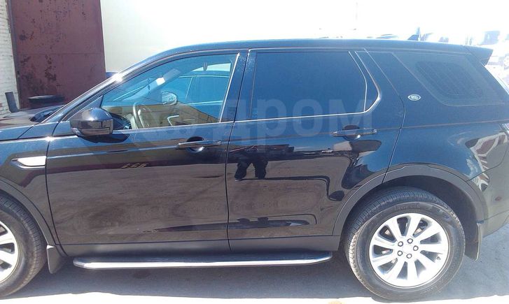 SUV   Land Rover Discovery Sport 2015 , 3100000 , 