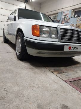  Mercedes-Benz E-Class 1992 , 500000 , 