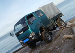 Бортовой тентованный грузовик Nissan Atlas 2000 года, 2700000 рублей, Нижневартовск