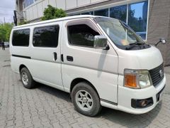 Минивэн или однообъемник Nissan Caravan 2009 года, 700000 рублей, Владивосток