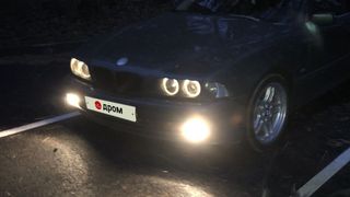 Седан BMW 5-Series 1999 года, 800000 рублей, Бийск