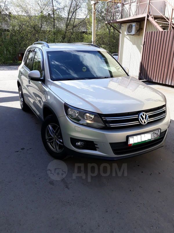 SUV   Volkswagen Tiguan 2011 , 599000 , 