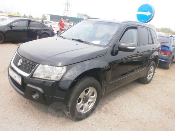 SUV   Suzuki Grand Vitara 2011 , 678000 , 