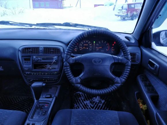  Toyota Carina 1995 , 136000 , 