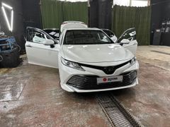 Седан Toyota Camry 2020 года, 3500000 рублей, Уссурийск