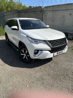 SUV или внедорожник Toyota Fortuner 2017 года, 3100000 рублей, Новокузнецк