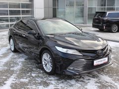 Седан Toyota Camry 2020 года, 3650000 рублей, Екатеринбург