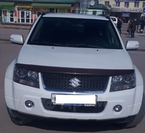 SUV   Suzuki Grand Vitara 2011 , 870000 , 