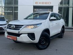 SUV или внедорожник Toyota Fortuner 2019 года, 3229000 рублей, Екатеринбург