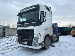 Седельный тягач Volvo FH-TRUCK 4x2 2017 года, 10190000 рублей, Новосибирск