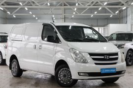 Минивэн или однообъемник Hyundai Grand Starex 2011 года, 919000 рублей, Омск