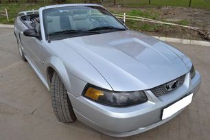 Ford Mustang 2001 , 778000 , 