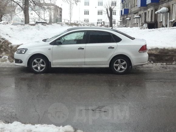  Volkswagen Polo 2010 , 320000 , 