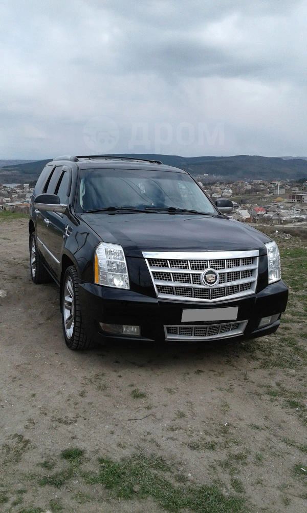 SUV   Cadillac Escalade 2011 , 1270000 , 