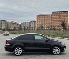  Volkswagen Polo 2015 , 780000 , 