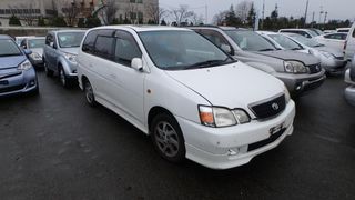 Минивэн или однообъемник Toyota Gaia 2001 года, 475000 рублей, Владивосток