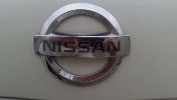  Nissan Primera 2003 , 335000 , 