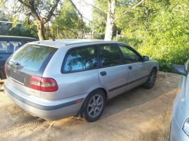  Volvo V40 1998 , 160000 , 