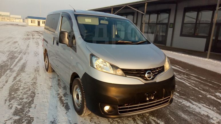    Nissan NV200 2015 , 738000 , 