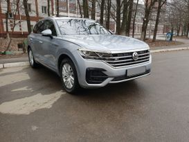 SUV   Volkswagen Touareg 2018 , 4800000 , 