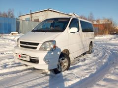 Минивэн или однообъемник Toyota Touring Hiace 2002 года, 1050000 рублей, Хабаровск
