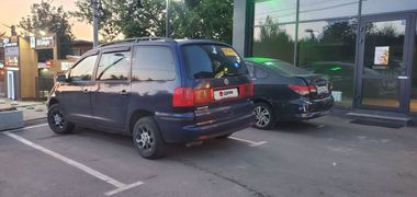 Минивэн или однообъемник Volkswagen Sharan 2000 года, 315000 рублей, Красногорск