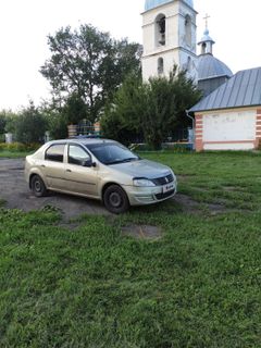 Седан Renault Logan 2012 года, 250000 рублей, Старый Оскол