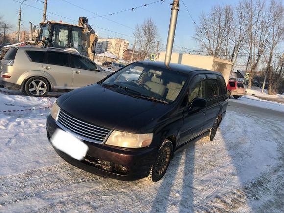    Nissan Bassara 2001 , 275000 , 