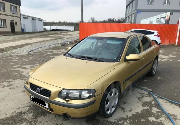  Volvo S60 2001 , 250000 , 