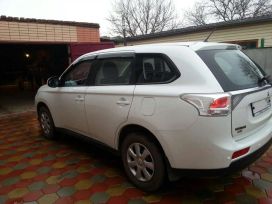 SUV   Mitsubishi Outlander 2014 , 999000 , 