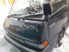    Ford Spectron 1988 , 30000 , 