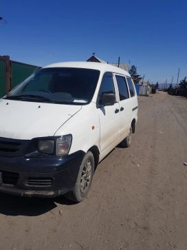    Toyota Town Ace 2003 , 250000 , 
