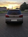 SUV   Volkswagen Tiguan 2011 , 800000 , 