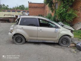  Toyota ist 2002 , 90000 , 