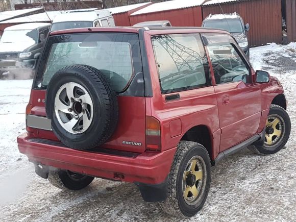 SUV   Suzuki Escudo 1996 , 243000 , 